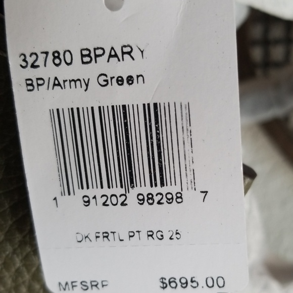 Coach - Picture 4 of 4